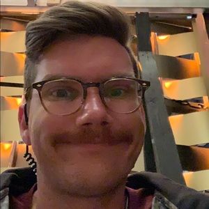 Meet your Posher, Corey